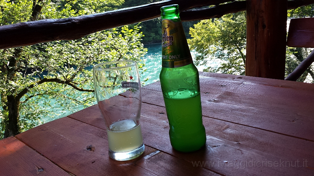 20130702_172937.jpg - Aperitivo con vista sulla Drina.