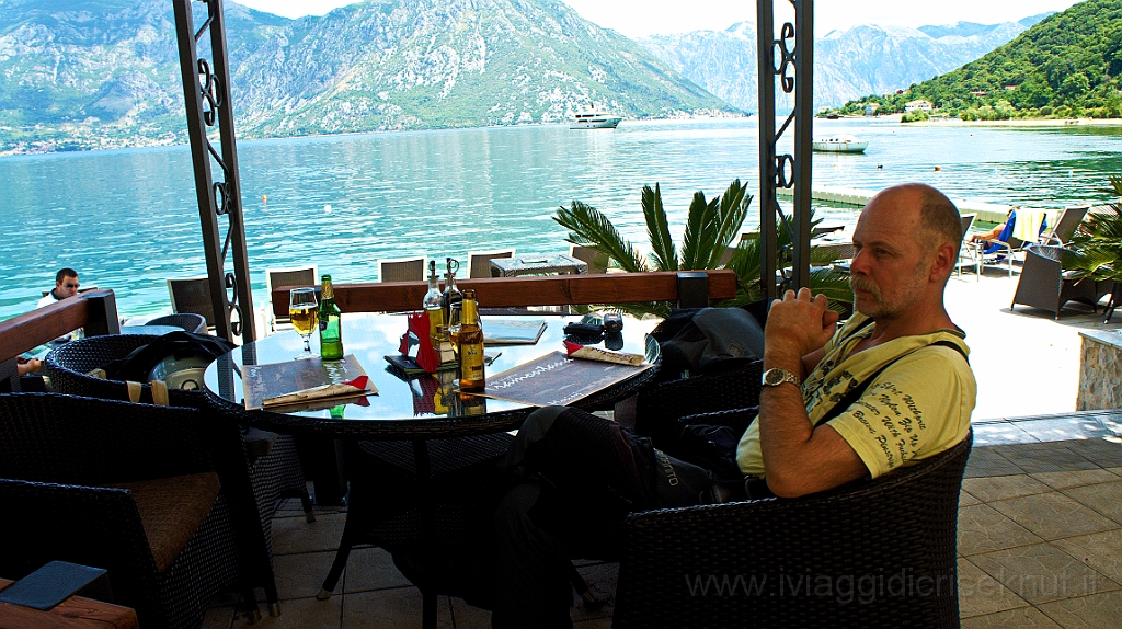 DSC00911.jpg - Pranzo con vista sul fiordo.