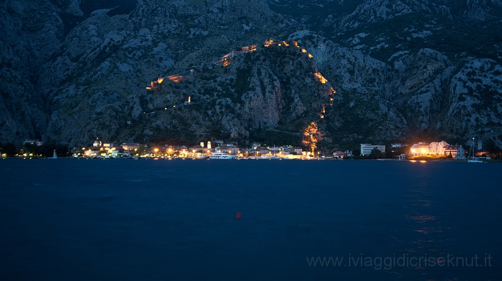 DSC00997.jpg - Kotor by night