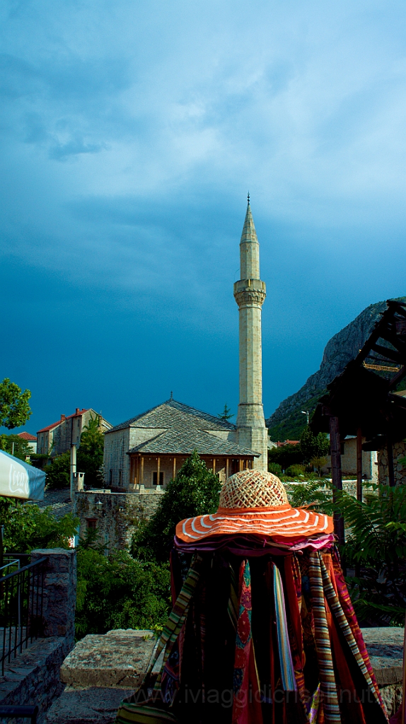 DSC02022.jpg - Mostar, old city.