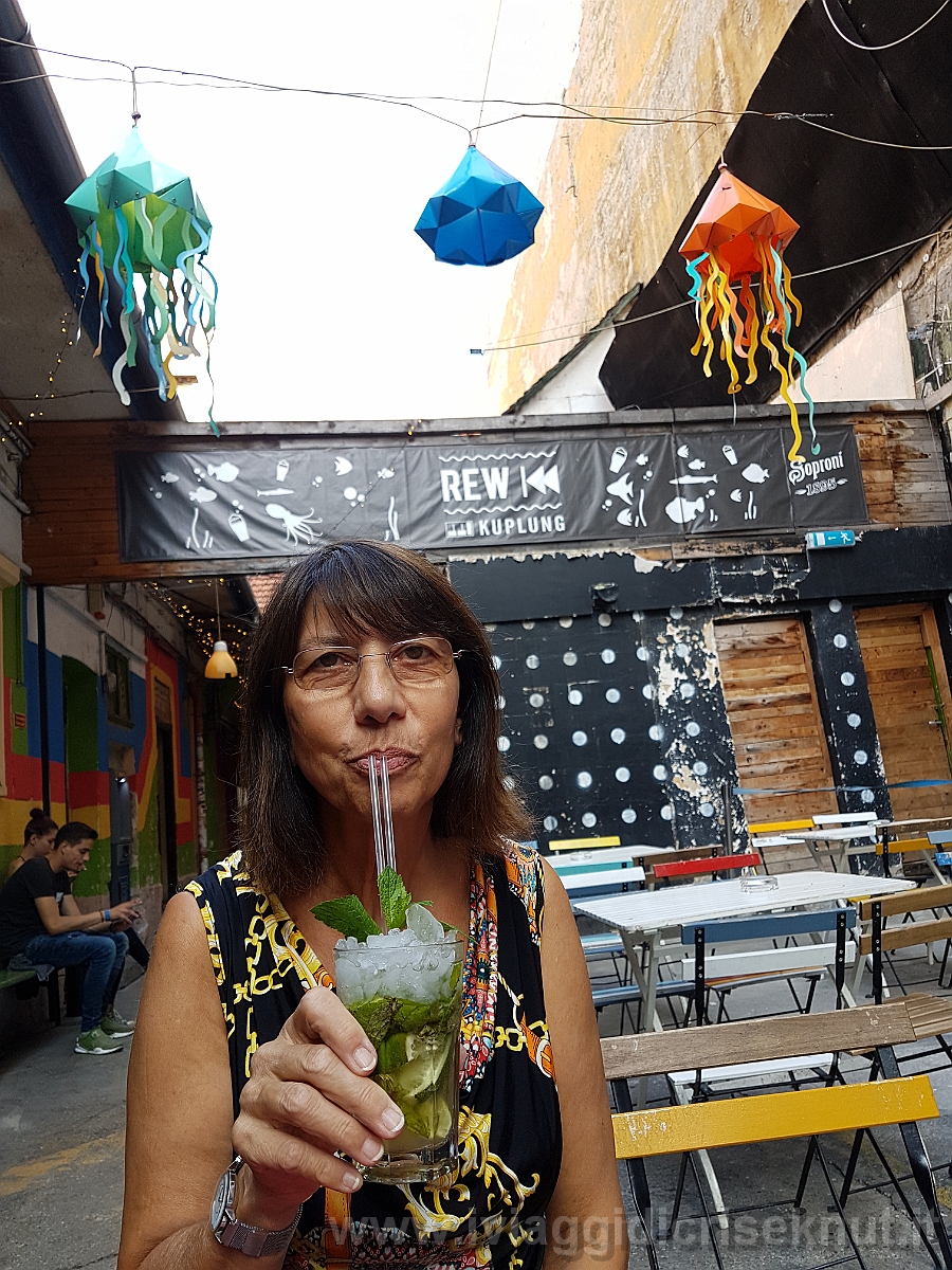 20180804_180346.jpg - GIorno 4: Aperitivo al Kuplung.