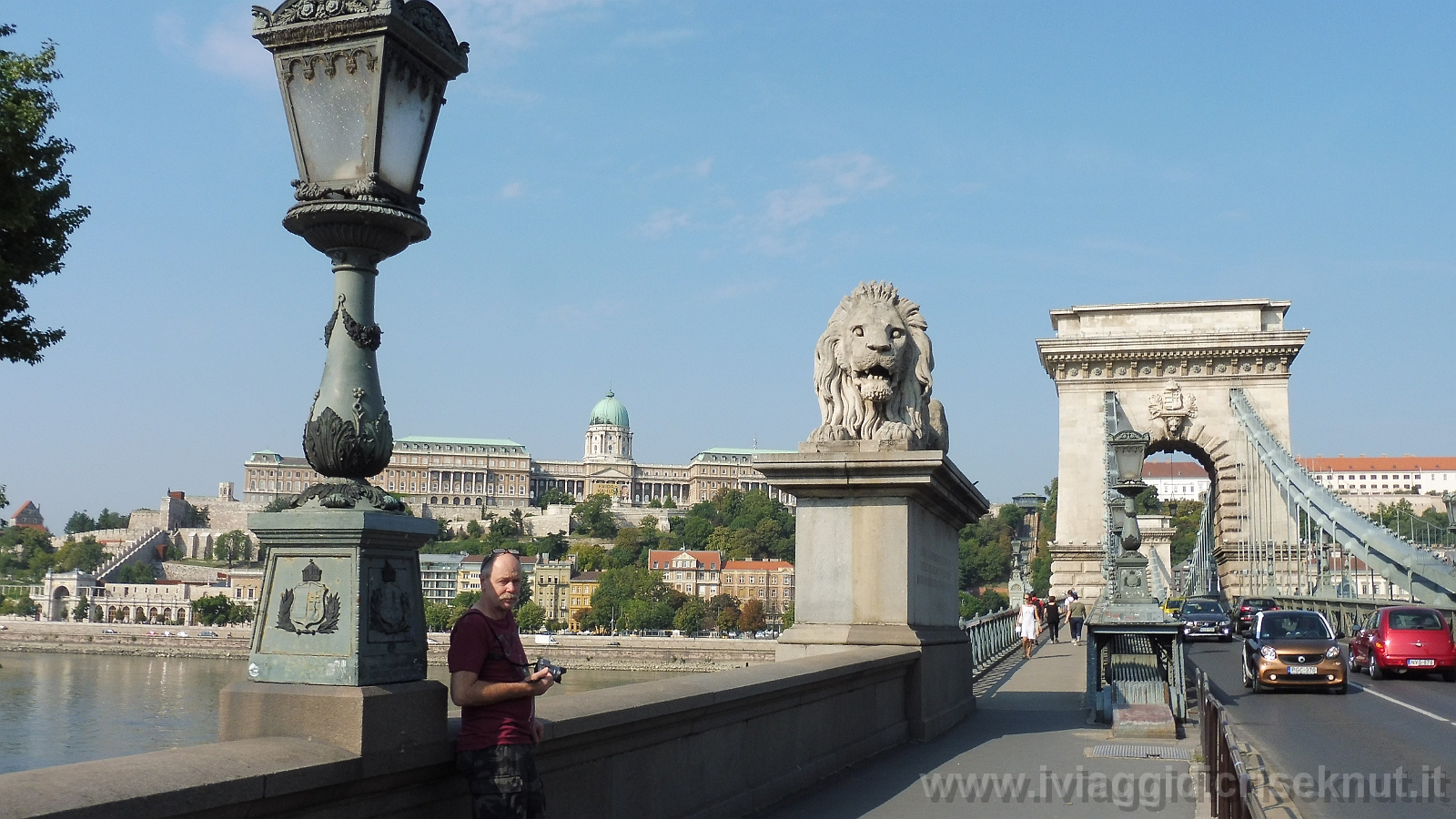 P1020312.JPG - Giorno 3: Budapest: Szechenyi Lanchid hid.