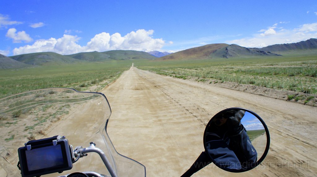 DSC06867.JPG - La strada per Khovd.