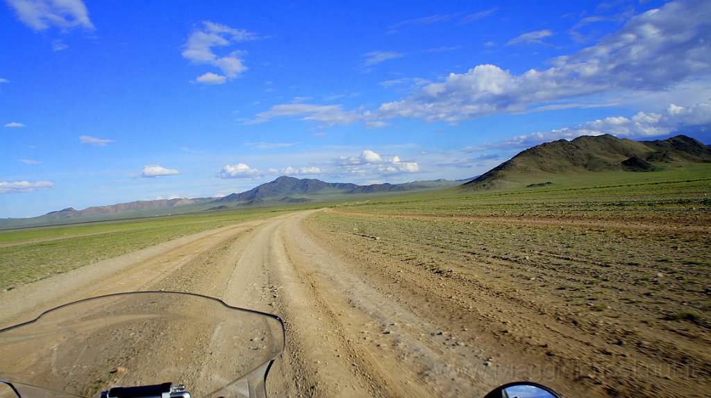 DSC07002.JPG - Sulla strada per Khovd.