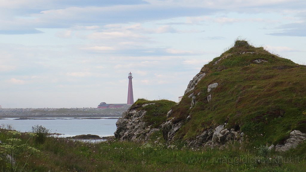 IMG_3997.JPG - Andenes, il faro.