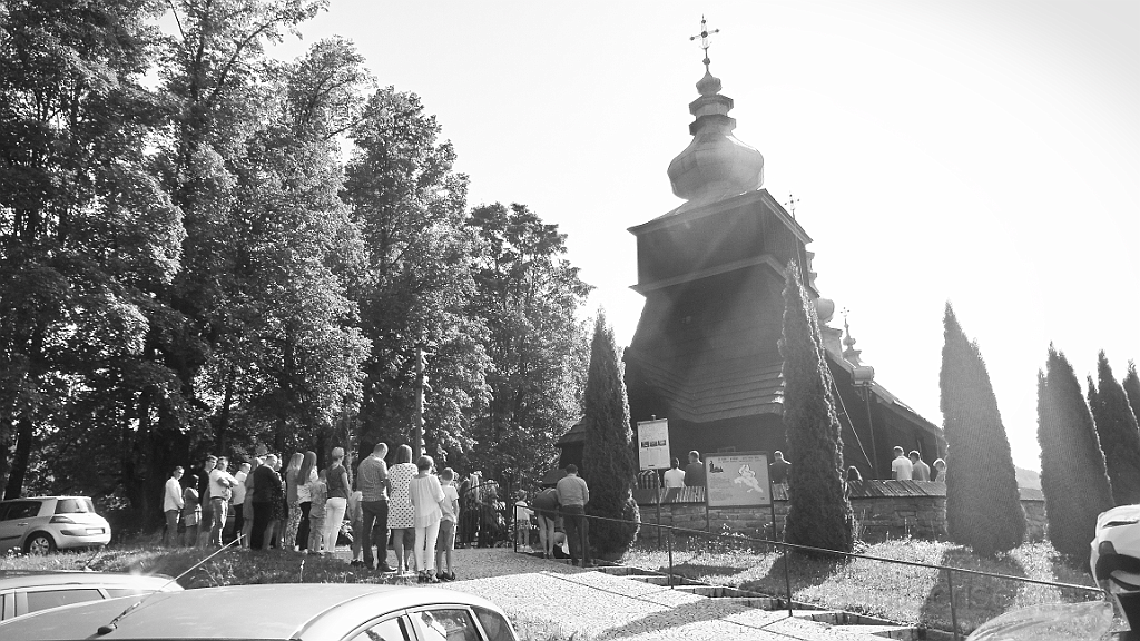 P1060697-1.png - Polany, la chiesa in legno.