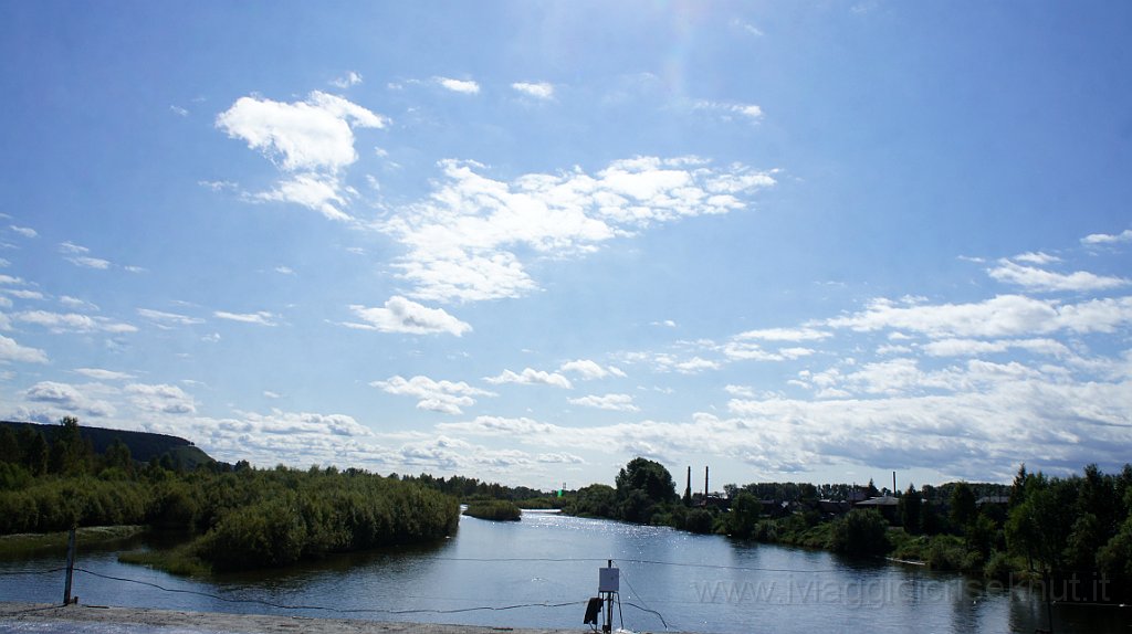 DSC07345.JPG - Il fiume Uda.