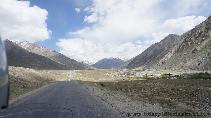 DSC05451.jpg - La Pamir Highway.