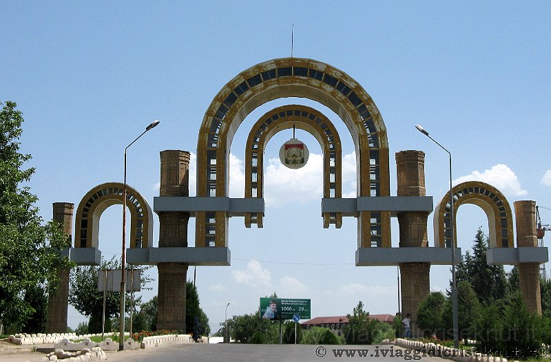 IMG_2756.jpg - l'arrivo a Dushanbe